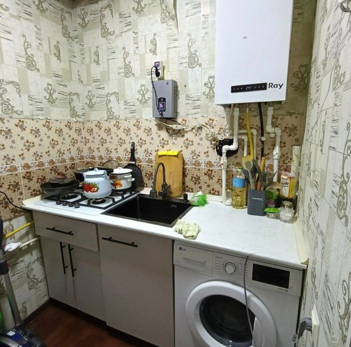 Срочно продаётся квартира 1/3/3