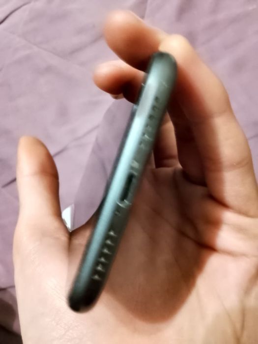 Iphone 11 Black 128gb емкость 69