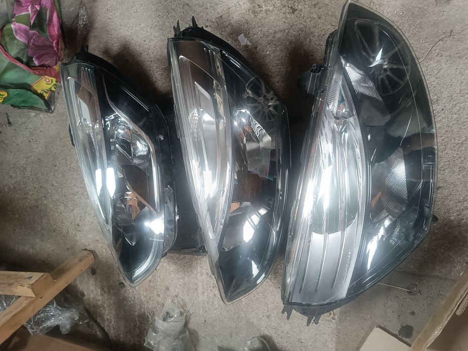 Far Clio4 bara fata Clio4 lampa far Renault Clio4 black edition bara fata Clio4 Clio3 Megane3 lampa far Renault Clio4 Megane3 Scenic3 Megane2 Scenic2