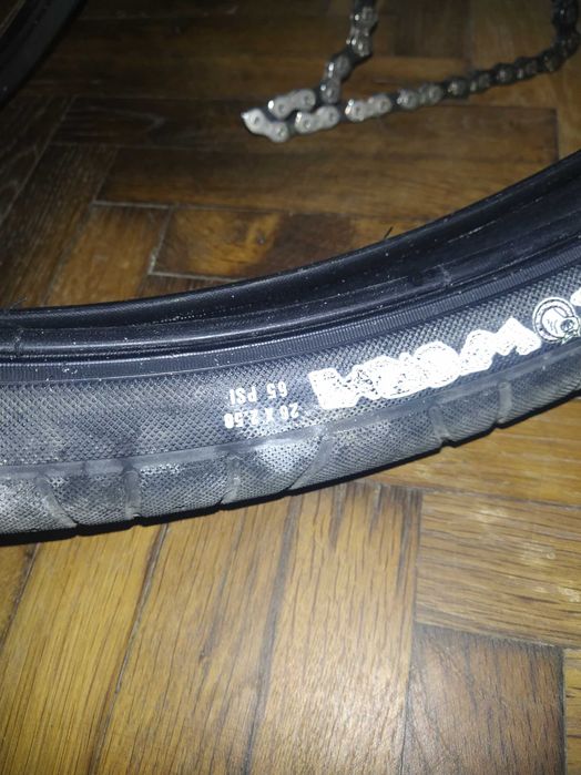 Гуми maxxis hookworm