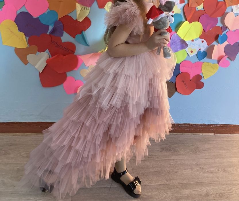 Пышное детское платье