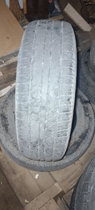 Продам шины на R16