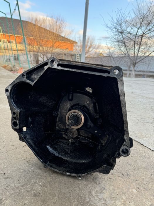 Продается на ваз2106 кпп четырехступенчетый