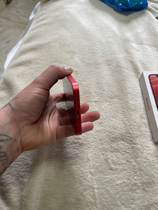 Iphone 12 128gb наразличим от нов