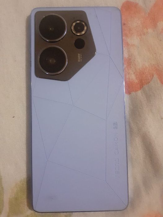 Tecno camon premier 5G 8/512 GB