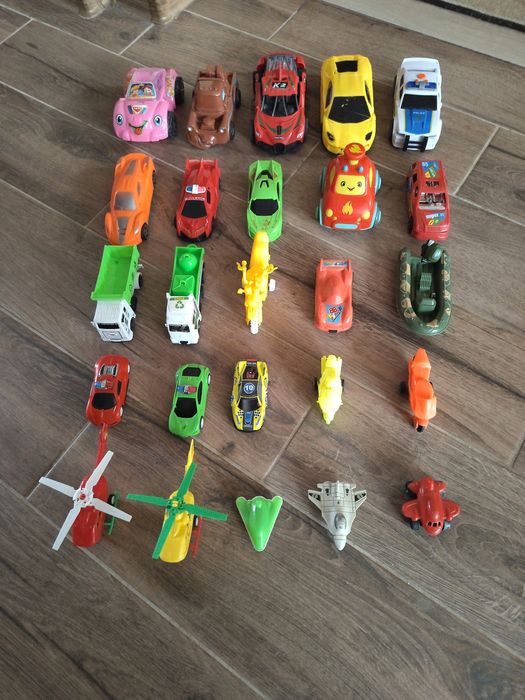 Играчки лот 25 броя