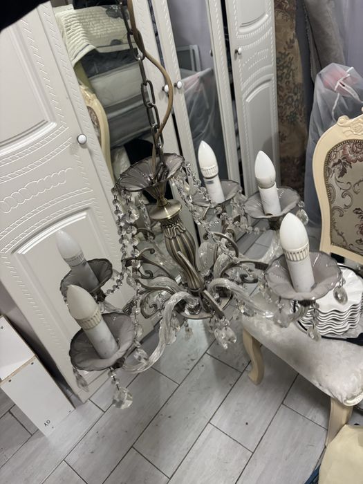 Люстры на выбор отличные