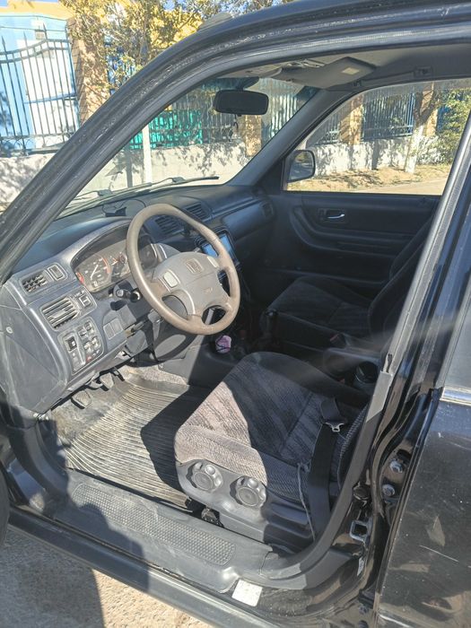 Honda CR-V , 2000 г.в. ,американец , левый руль .