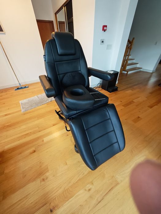 Scaun fotoliu  tratament cosmetic sau tatuaj  REEVE