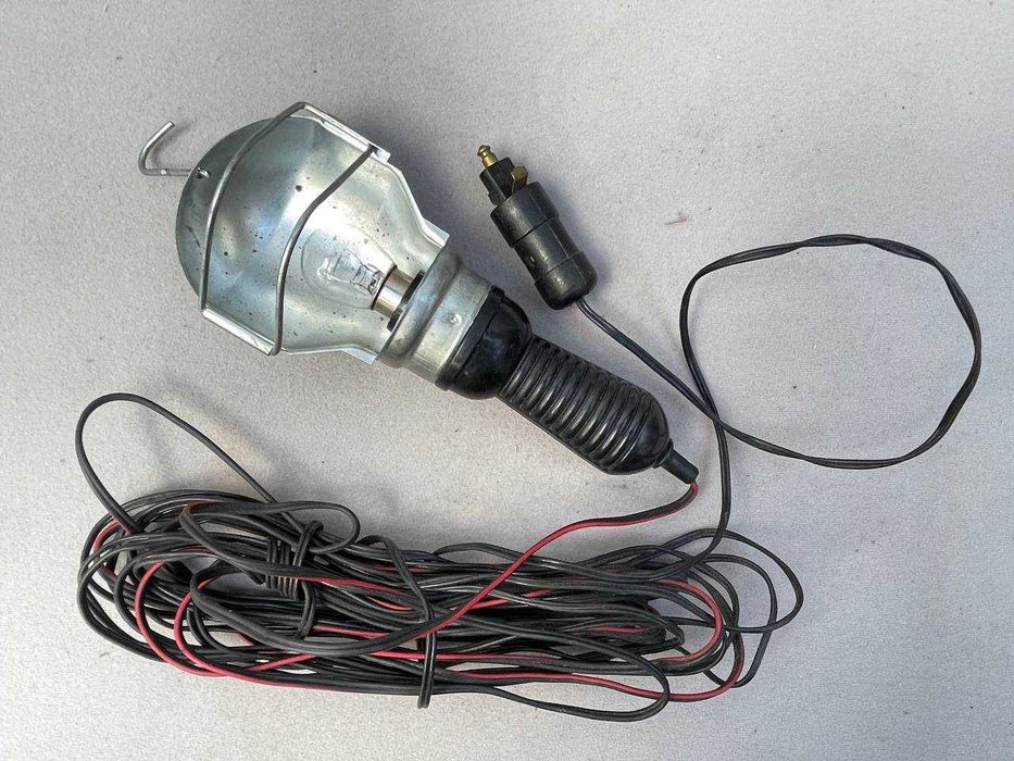 Автомобильная переносная лампа освещения