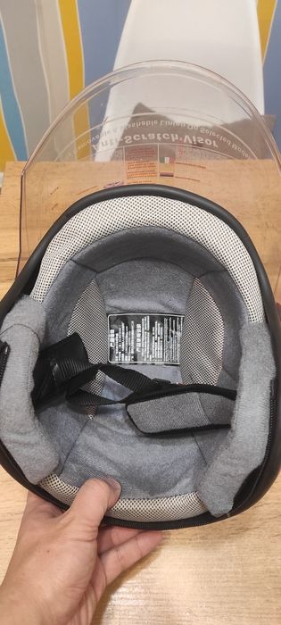 Продам шлем мотоциклетный