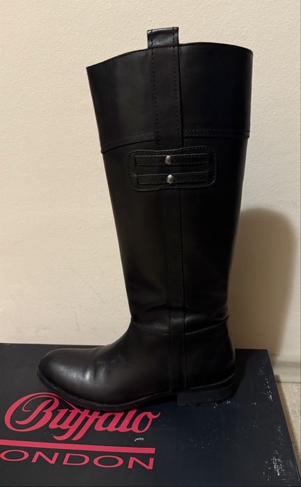 Дамски ботиши Buffalo
