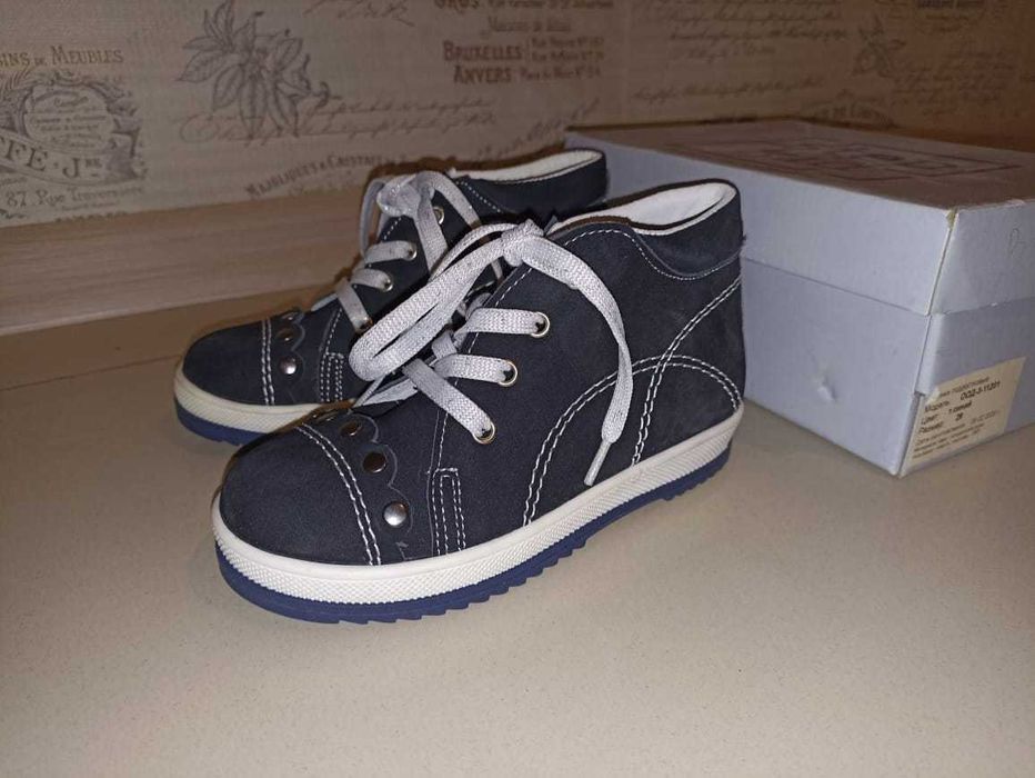 ботинки замша 29,31,33 р-р