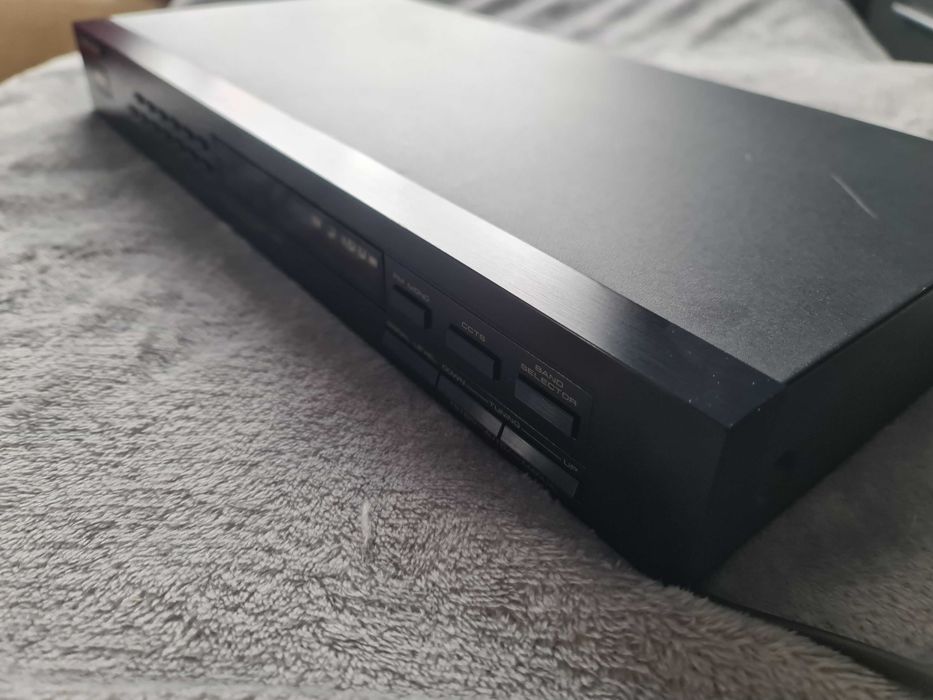 Tuner radio Pioneer F-551 stare FOARTE BUNA made in Japan HIFI Vintage