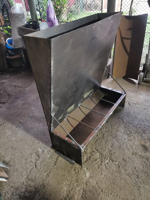 Hrănitoare porci