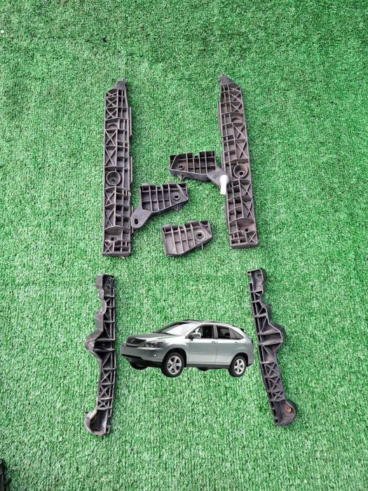 Крепление бампера Toyota / Lexus оригинал