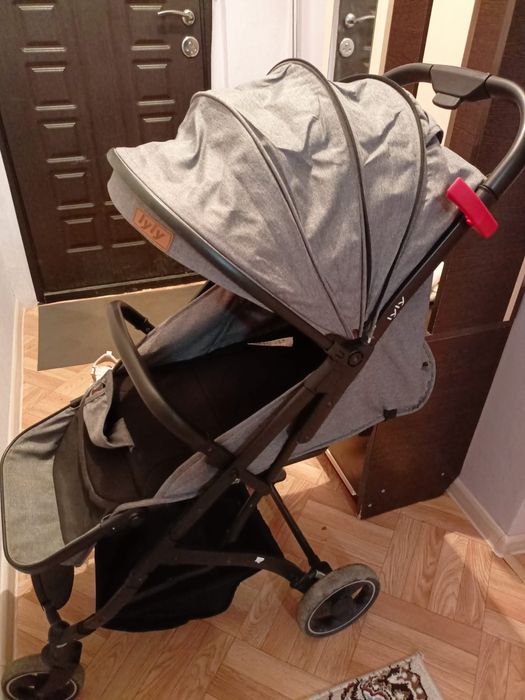 Продаю коляски в отличном состоянии