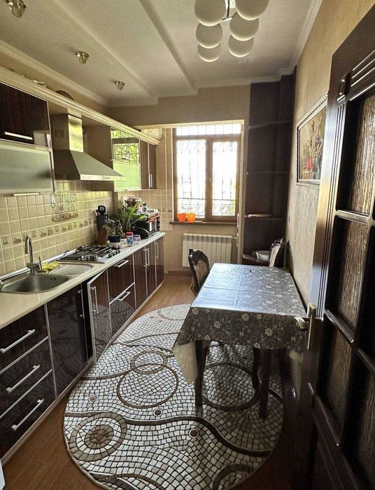 Осиё  Метро Минор  3х/5/9    72м2