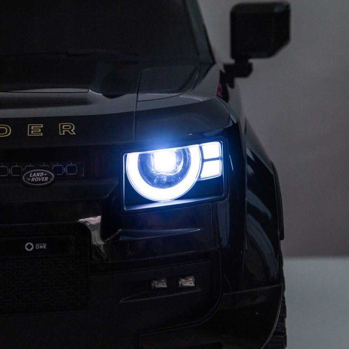 Masinuta electrica pentru copii Land Rover Defender Octa Negru, CADOU Nr personalizat cu numele copilului