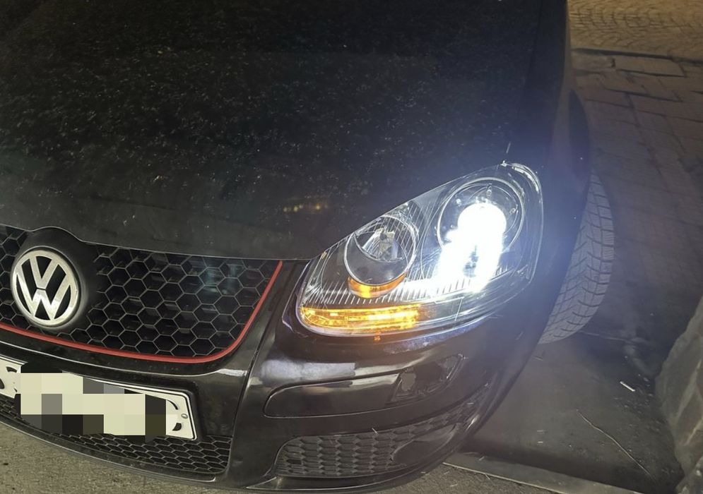 Фарове VW Голф 5 ГТИ Стил Тъмни с лупи Нови  Golf 5 тунинг GTI