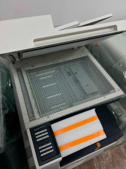 МФУ Fuji Xerox ApeosPort C2560