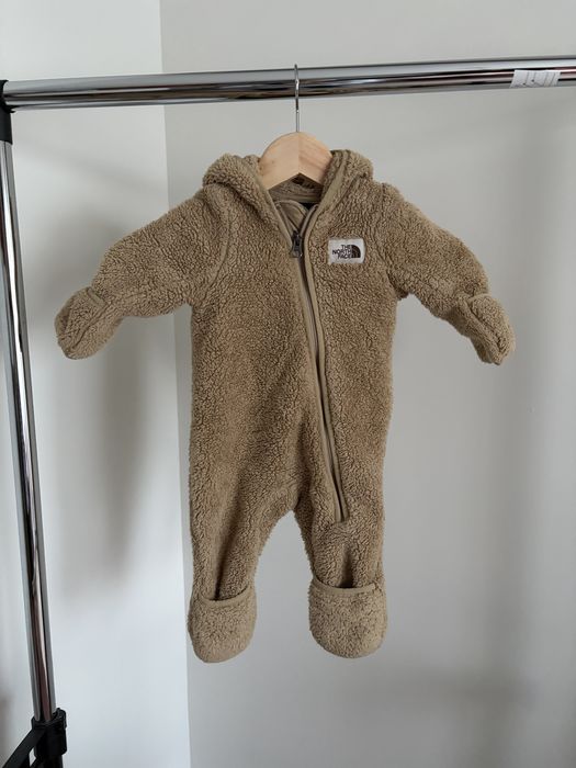 Детски космонавти, чувалчета и якенца в размер 0-18 месеца