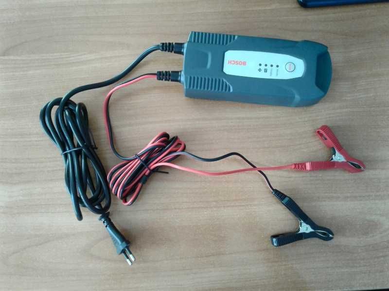 Зарядно за автомобил