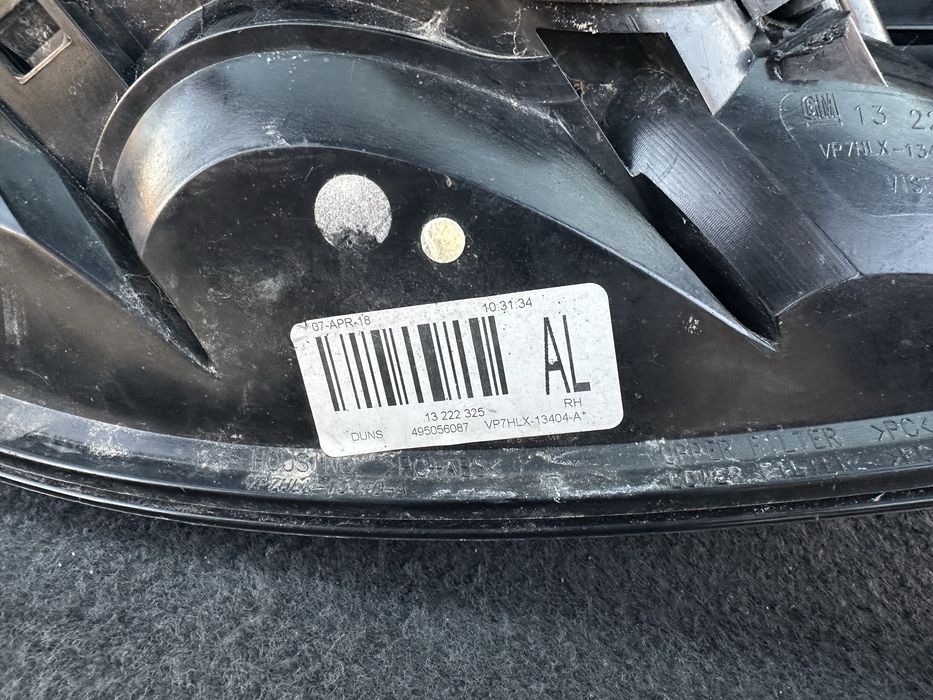 Opel astra h задний правый фонарь