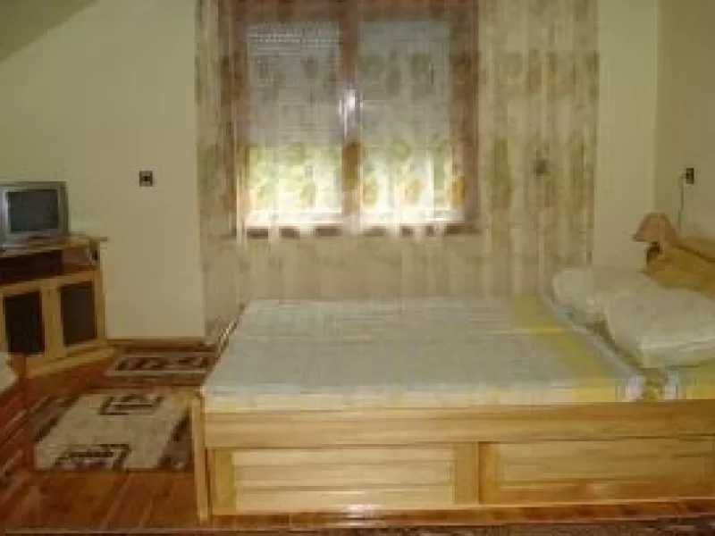 Отдавам под наем етаж от къща във Велинград – 100 кв.м, 4 стаи