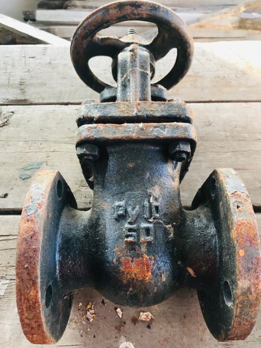 Продам вентиль 50