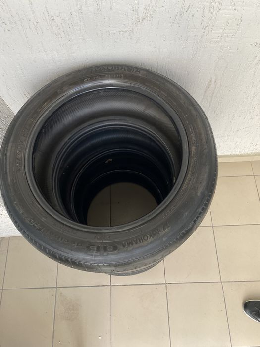 Продам комплект шин