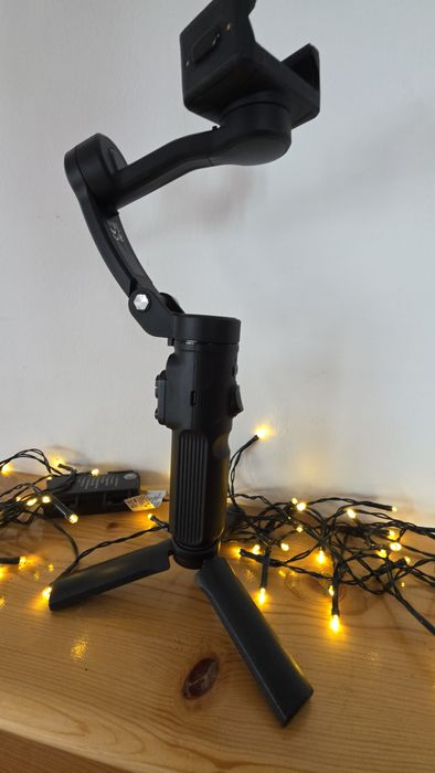 Стабилизатор за телефон (Gimbal