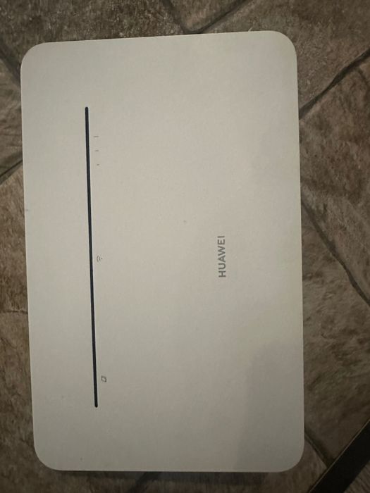 Router wireless cu cartela SIM Huawei