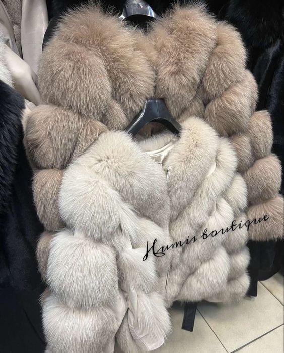 Най- висок клас палта от естесъвен косъм лисица!