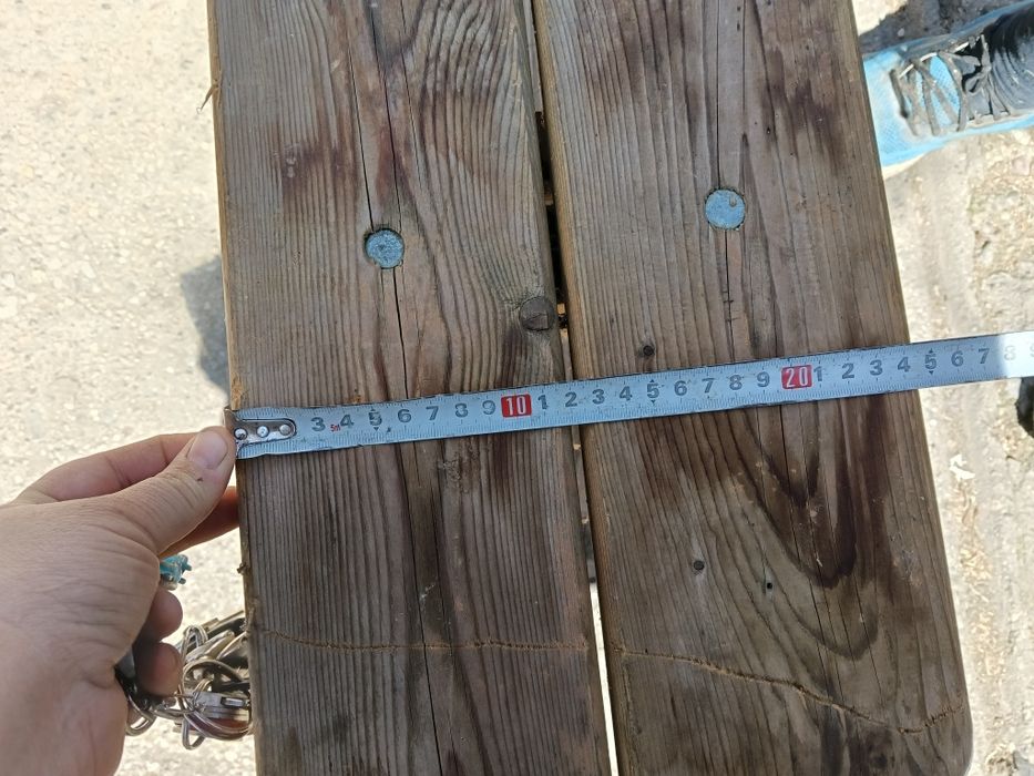 Vând bănci în Sanmihaiul Român