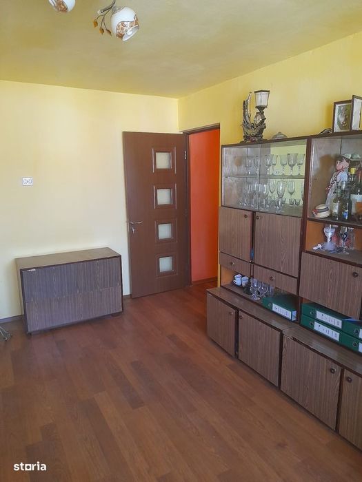 Apartament  2 camere de vânzare zona Spitalului Județean