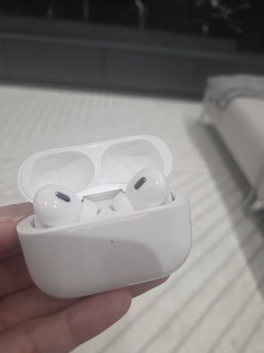 Airpods pro 2nd generation (оригинал)