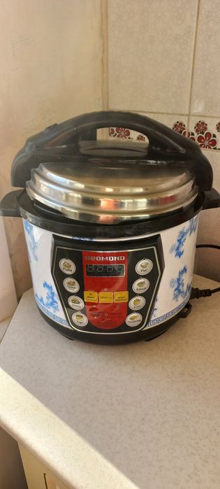 Продам мультиварку