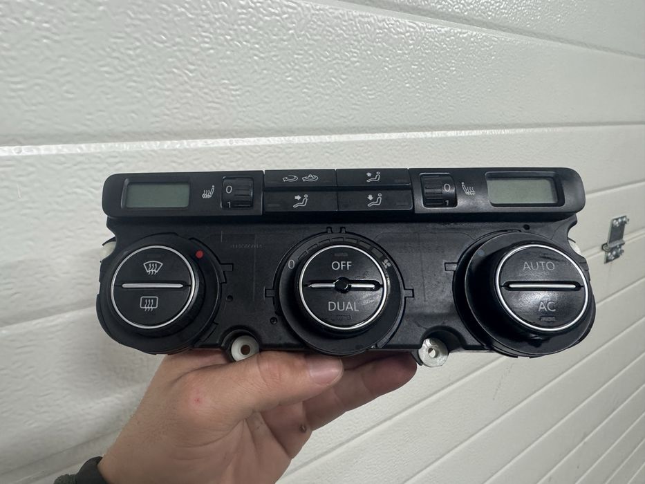 Panou climatronic golf 5