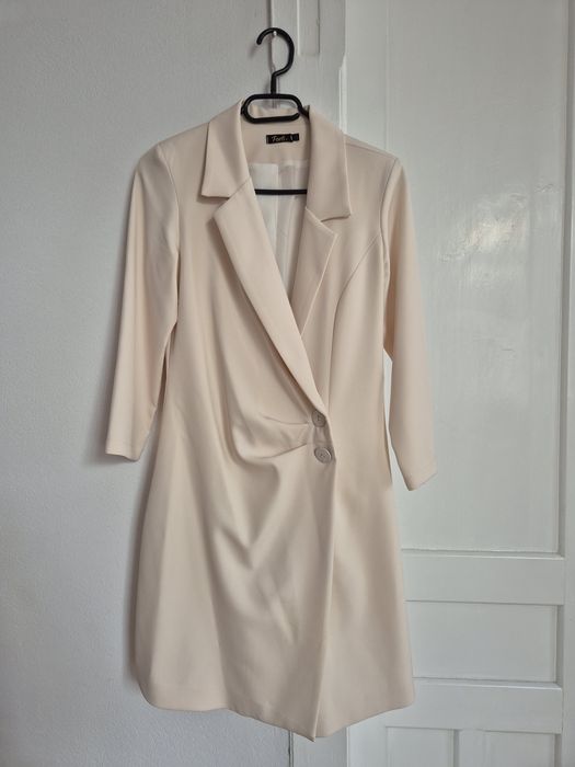 Rochie scurta de ocazie