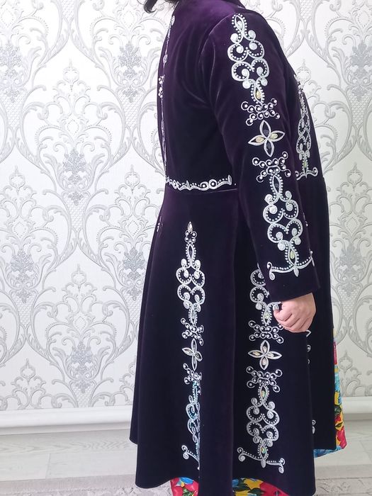 Бешбет 54размер екі рет киілген