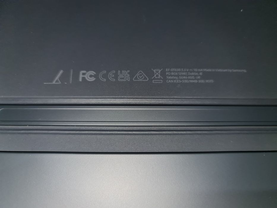 Husa cu tastatura originala Samsung Book Cover Keyboard Slim Tab S7 S8