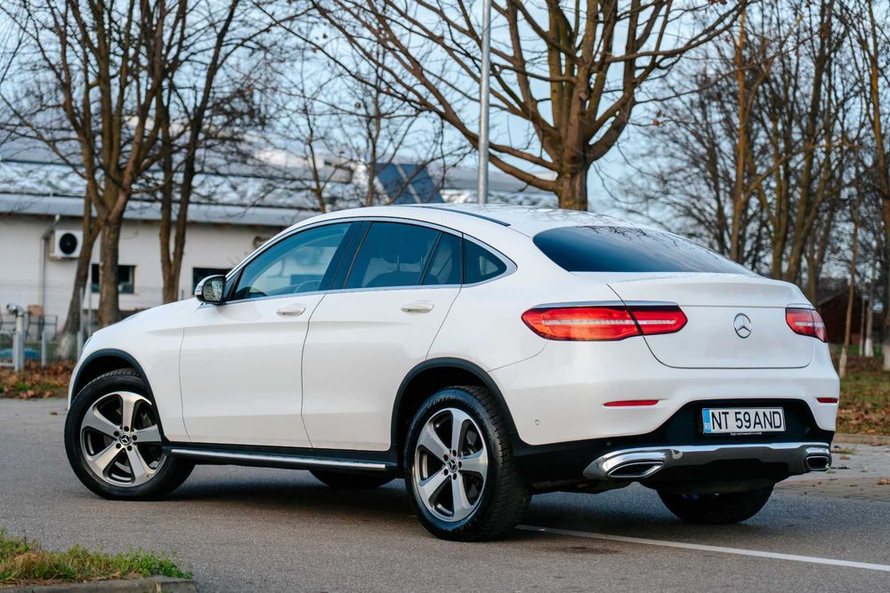 Mercedes-Benz GLC SUV sistem bose