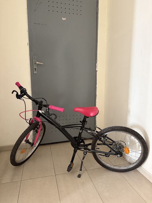 Розово детско колело