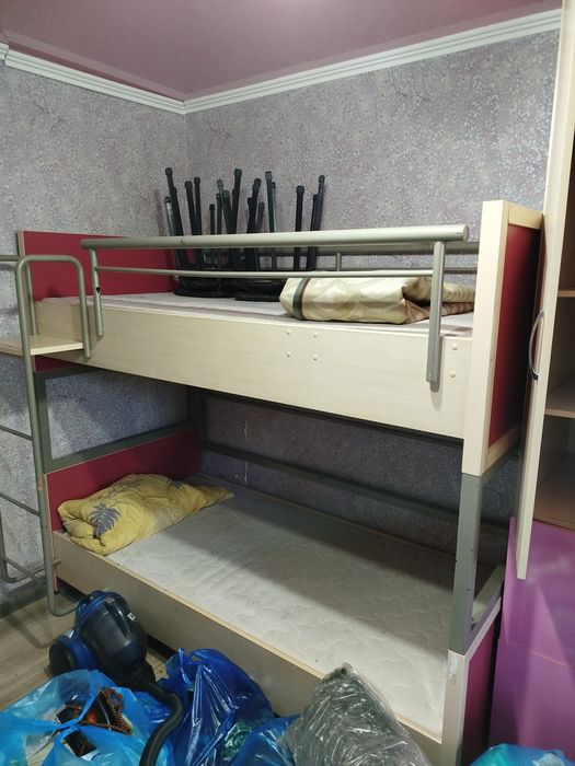 Продам детский гарнирур