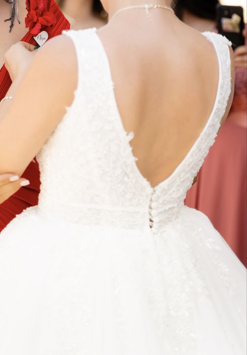 Vand rochie de mireasa