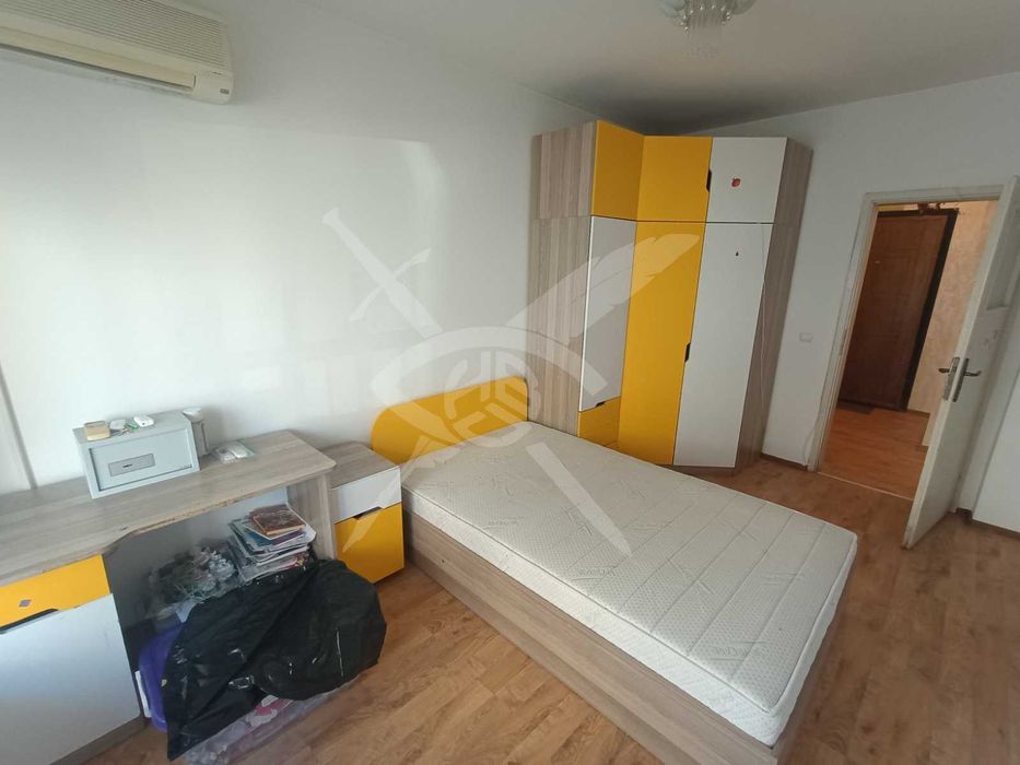 Продава се Тристаен апартамент в Бургас, Сарафово - 100 кв.м за 1350 €/кв.м - Снимка #3