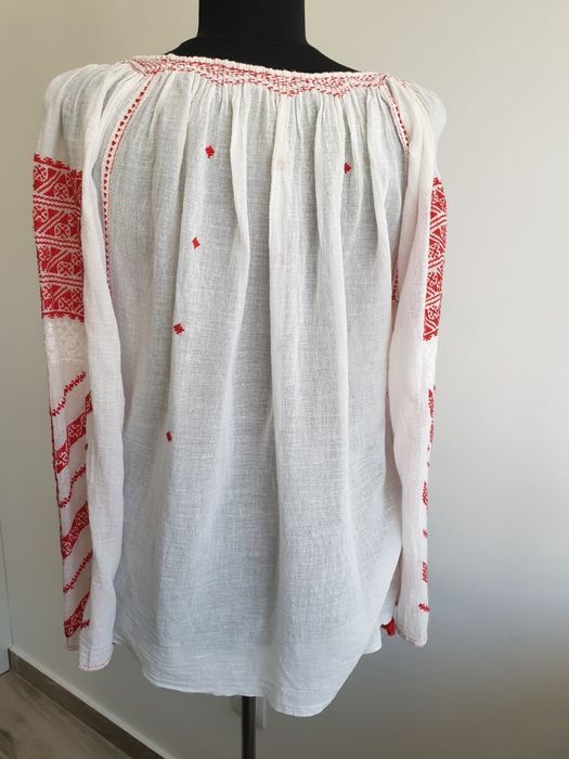 Ie traditionala autentica