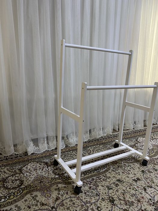 вешалка напольная для одежды