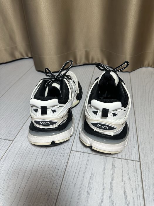 Кроссовки муж BALENCIAGA